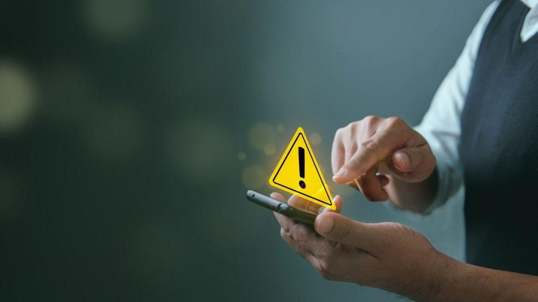 PDF Maliciosos: La Nueva Herramienta de los Ciberdelincuentes para Estafas Globales en Dispositivos Móviles 2025-01-31T08:25:00.000Z.jpg