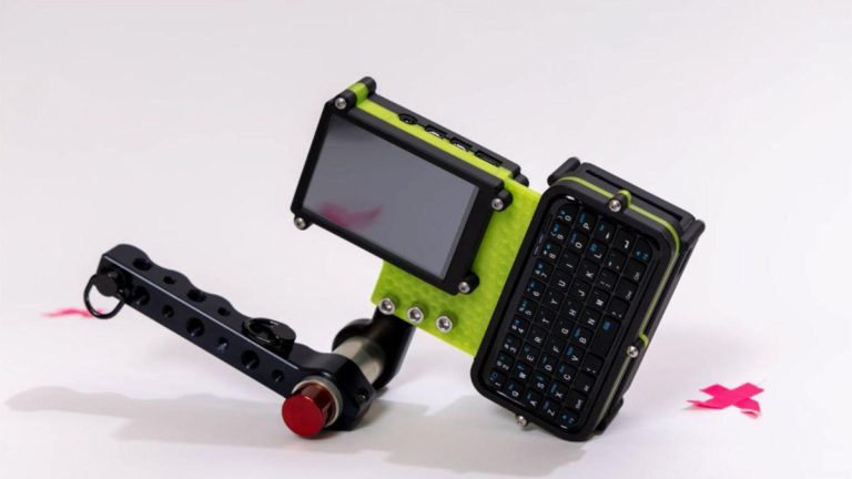 “Revolución Ciberpunk: Vertical Runner, el Nuevo Ciberdeck Innovador que Lleva la Ciencia Ficción a la Realidad” 2025-02-07T21:05:10.000Z.jpg