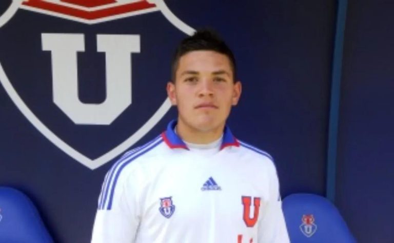 Leandro Cañete: Pasión por Universidad de Chile y Esperanza en la Recuperación de su Hijo dan Fuerza a su Familia 2025-02-12T02:01:17.000Z.jpg