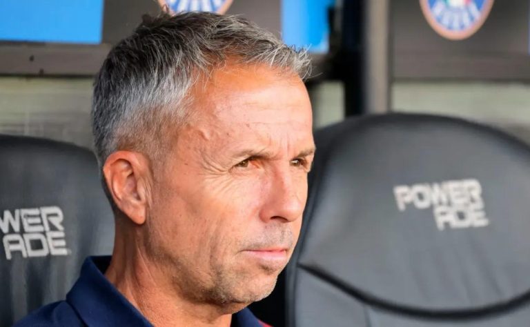 Universidad de Chile se Prepara para su Debut en el Campeonato Nacional 2025 con Cambios Clave en la Formación 2025-02-14T13:16:14.000Z.jpg