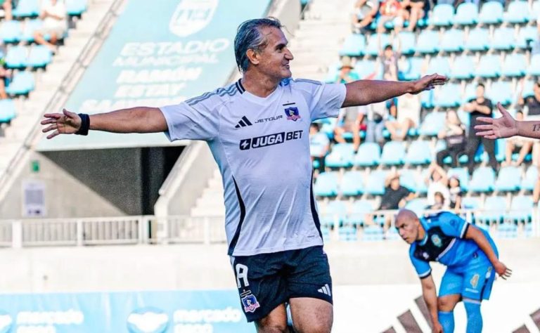 Colo Colo inicia la temporada 2025 con una contundente victoria y se prepara para defender su título en la Liga de Primera 2025-02-18T16:00:29.000Z.jpg