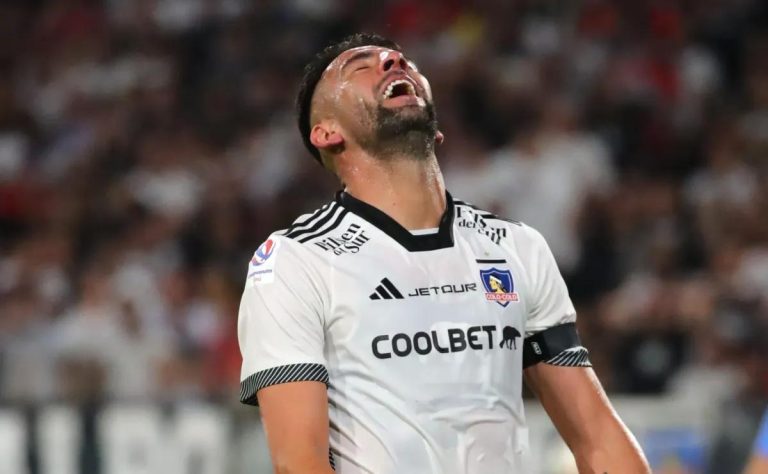 Colo Colo Arranca con Victoria y Controversia en la Liga de Primera 2025: La Decisión del VAR que Genera Debate 2025-02-18T19:20:41.000Z.jpg