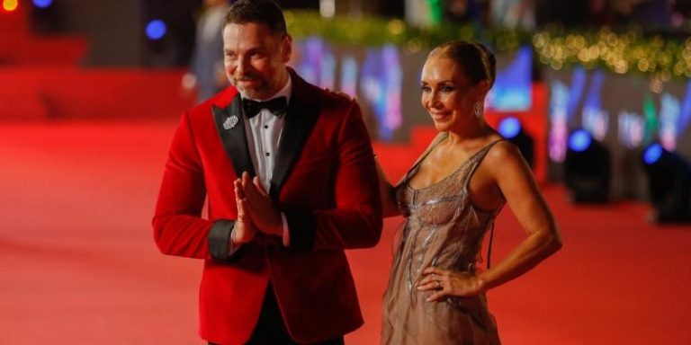 Moda Sostenible Revoluciona la Gala de Viña 2025: Famosos Chilenos Deslumbran con Estilo y Conciencia Ambiental 2025-02-21T17:41:20.000Z.jpg