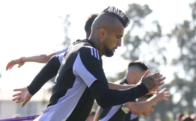 Colo Colo evalúa la inclusión de Arturo Vidal para el decisivo enfrentamiento contra O’Higgins en la Liga de Primera 2025 2025-02-21T17:54:25.000Z.jpg