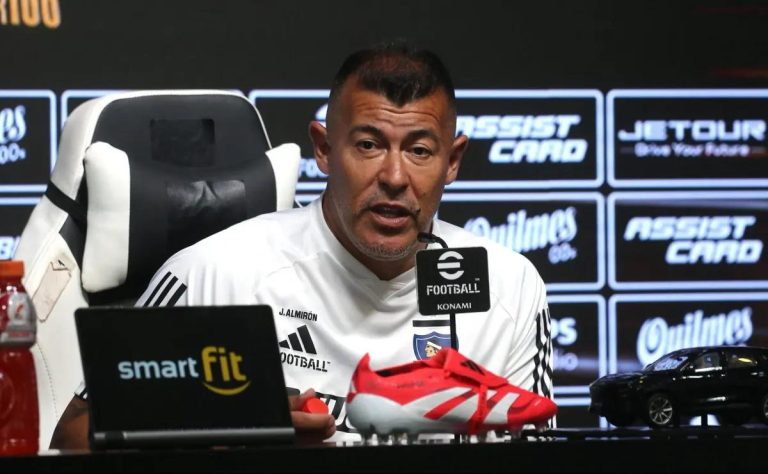 Jorge Almirón y la Controversia con el Abogado de la U: Análisis del Conflicto con Colo Colo y Universidad de Chile 2025-02-21T19:06:32.000Z.jpg