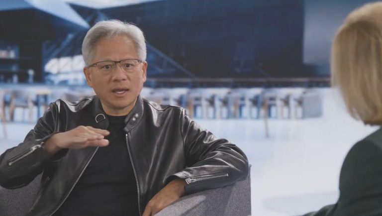 “DeepSeek R1 Revoluciona el Mercado: Nvidia Se Recupera Tras Pérdida de 600.000 Millones y Apunta a un Futuro Prometedor en la IA” 2025-02-22T10:15:26.000Z.jpg