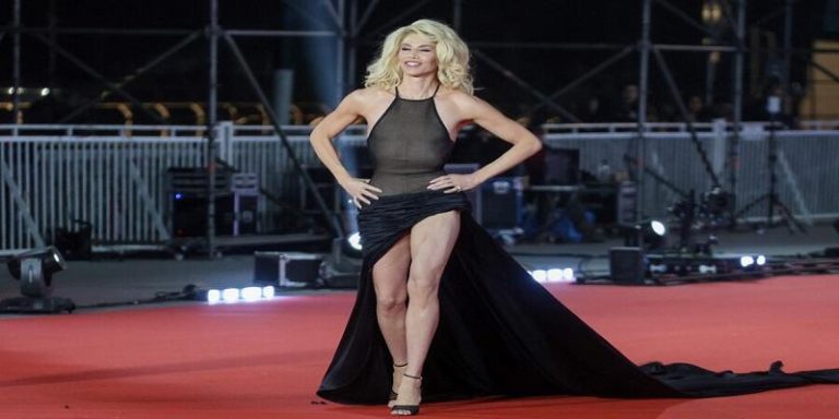 Di Mondo deslumbra en «Viva Viña» con chascarro viral en la gala del festival de Viña del Mar 2025-02-23T15:49:21.000Z.jpg