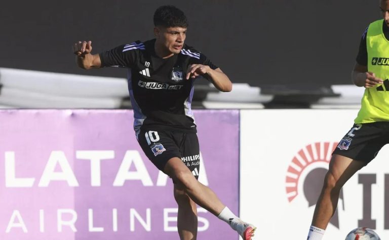 Claudio Aquino Regresa: Colo Colo Recupera a su Gran Fichaje para Enfrentar con Fuerza la Temporada 2025 tras ser Absuelto de Expulsión Injusta 2025-02-26T15:34:24.000Z.jpg