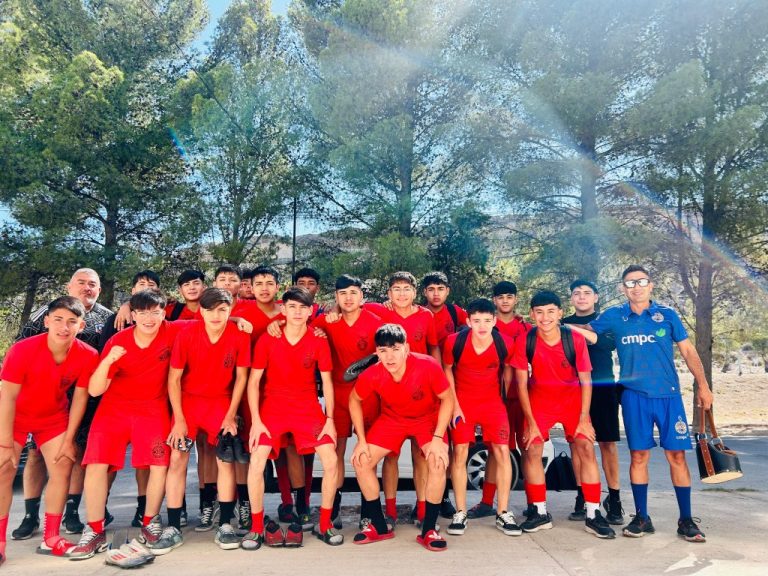 Equipo puentealtino logró segundo lugar en torneo internacional en Argentina