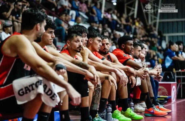 ¡Vuelve la Liga UNO!: Municipal Puente Alto afrontará una nueva edición del Clásico Moderno