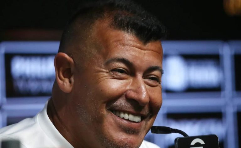 Colo Colo se Enfrenta a Huachipato en Talcahuano: Revive el Desafío en un Escenario de Recuerdos Agridulces para Almirón 2025-02-28T17:22:10.000Z.jpg