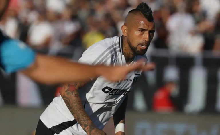Recuperación de Arturo Vidal: Jorge Almirón revela detalles de su estado y ausencia ante Everton en Colo Colo 2025-03-07T20:56:21.000Z.jpg