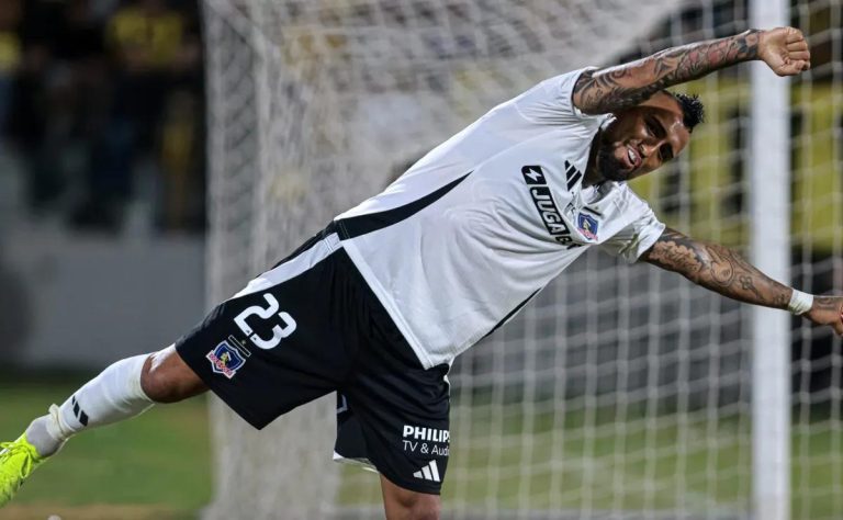 Arturo Vidal lidera sueldos en Chile pero enfrenta desafíos salariales en Sudamérica frente a estrellas como Memphis Depay 2025-03-08T18:35:28.000Z.jpg