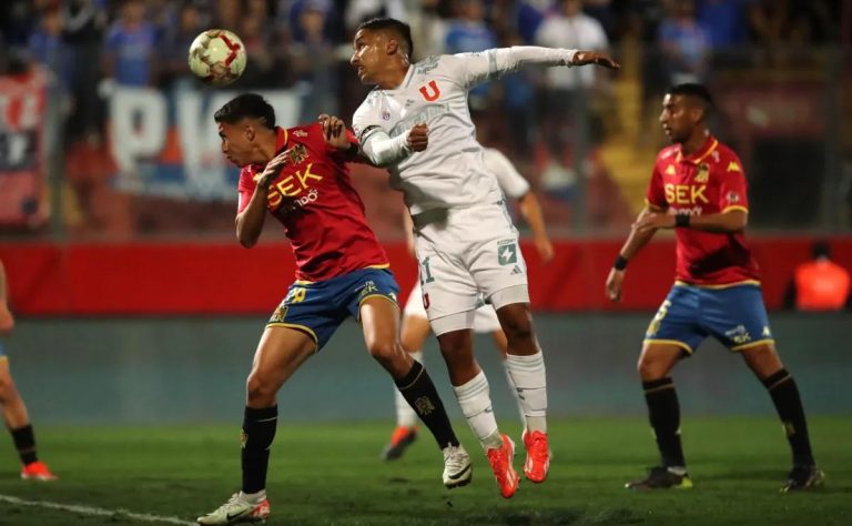 Suspensión del Partido Universidad de Chile vs Unión Española: El Mal Estado del Gramado Desata Intenso Debate en el Campeonato Nacional de Chile 2025-03-09T21:03:03.000Z.jpg