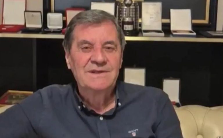 Mirko Jozic no asistirá al centenario de Colo Colo pero promete un emocionante reencuentro con la hinchada alba en el futuro 2025-03-11T23:20:32.000Z.jpg