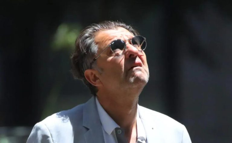 Tensiones en Blanco y Negro: Aníbal Mosa y Carlos Cortés sacuden a Colo Colo con su pelea y desatan crisis en el club 2025-03-13T10:12:50.000Z.jpg