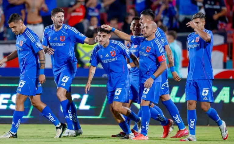Universidad de Chile Prepara su Gran Regreso a la Copa Libertadores 2025: Expectativa y Estrategia en el Sorteo de Grupos 2025-03-15T19:25:41.000Z.jpg