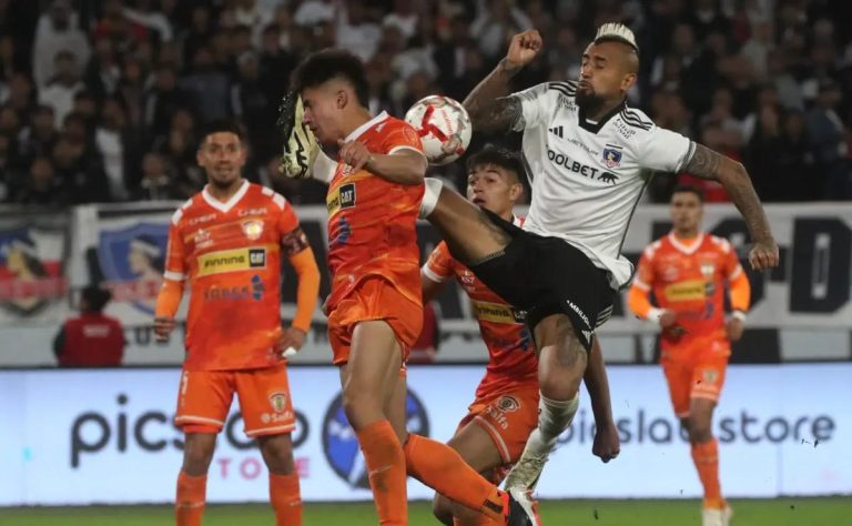 Colo Colo vs Cobreloa: Escalada de Tensión en el Fútbol Chileno por Deuda Impaga de 150 Mil Dólares 2025-03-22T05:12:49.000Z.jpg