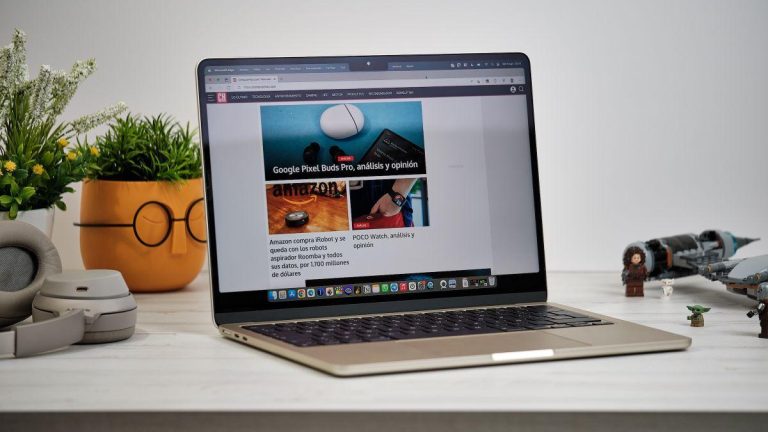 MacBook Air M2: Diseño innovador y potencia excepcional refuerzan el liderazgo de Apple en portátiles ultraligeros 2025-03-24T08:13:30.000Z.jpg