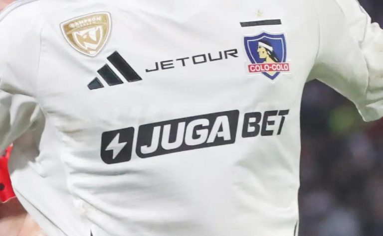 Colo Colo y Adidas extienden su vínculo hasta 2032 con un contrato multimillonario de 36 millones de dólares que refuerza su legado en el fútbol chileno. 2025-03-29T02:04:52.000Z.jpg