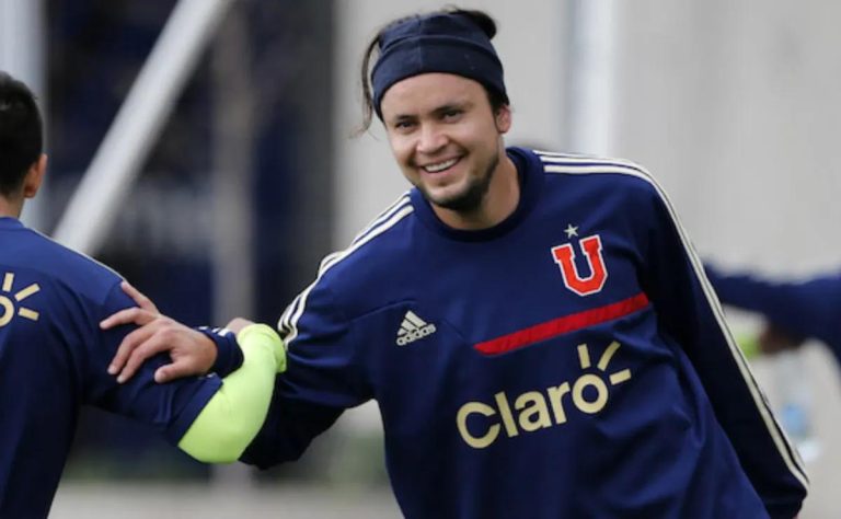 Universidad de Chile vuelve a la Copa Libertadores 2025: Optimismo y estrategia para superar desafíos en el Grupo de la Muerte 2025-03-29T13:46:23.000Z.jpg
