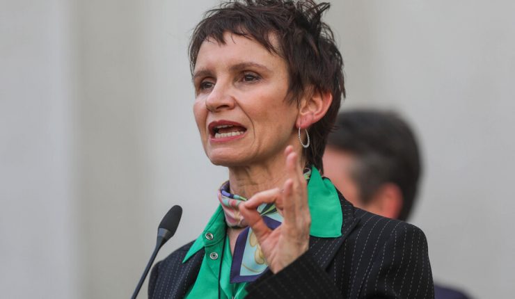 Carolina Tohá renuncia al Ministerio del Interior y confirma carrera presidencial