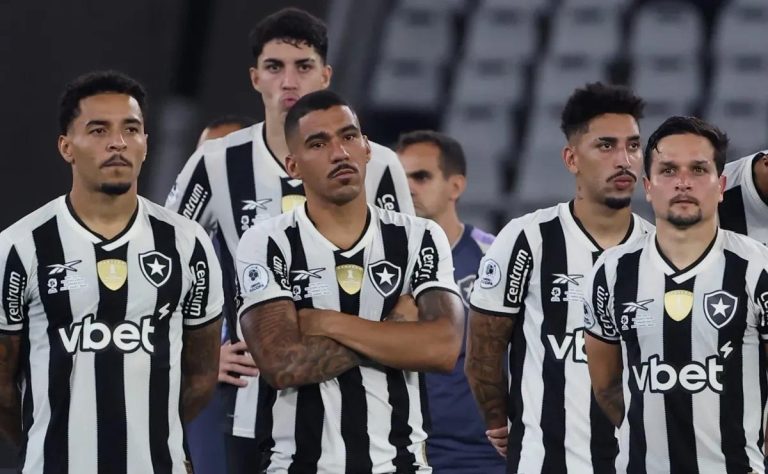 Universidad de Chile busca debut triunfal en Copa Libertadores 2025 frente a un diezmado Botafogo 2025-04-01T12:30:52.000Z.jpg