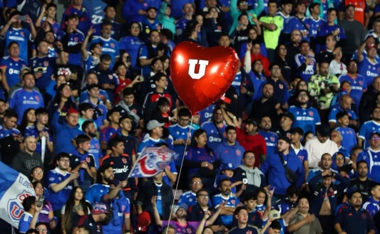 Universidad de Chile debutó en la Copa Libertadores con el respaldo apasionado de su hinchada en un emocionante enfrentamiento ante Botafogo 2025-04-03T01:34:00.000Z.jpg