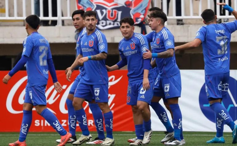 Universidad de Chile avanza a la siguiente ronda de la Copa Chile tras vencer 3-1 a Magallanes; destaca el debut de Bianneider Tamayo y se prepara para enfrentar a Estudiantes en la Libertadores. 2025-04-06T13:27:36.000Z.jpg