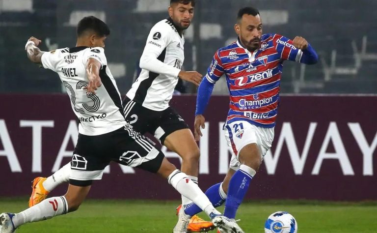 Cambio de Hora en el Colo Colo vs Fortaleza por Copa Libertadores: Aduéñate del Espectáculo a las 20:00 del 10 de Abril 2025-04-07T17:07:15.000Z.jpg