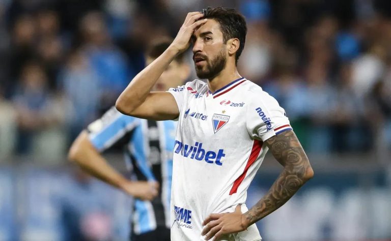 Colo Colo vs. Fortaleza en la Copa Libertadores: El esperado regreso de Juan Martín Lucero al Monumental y la tensión con la hinchada chilena 2025-04-08T22:46:03.000Z.jpg
