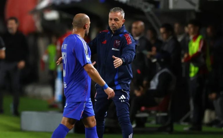 Universidad de Chile brilla en la Copa Libertadores: cambios estratégicos de Marcelo Díaz sorprenden y preparan el camino al Superclásico 2025-04-10T18:47:32.000Z.jpg
