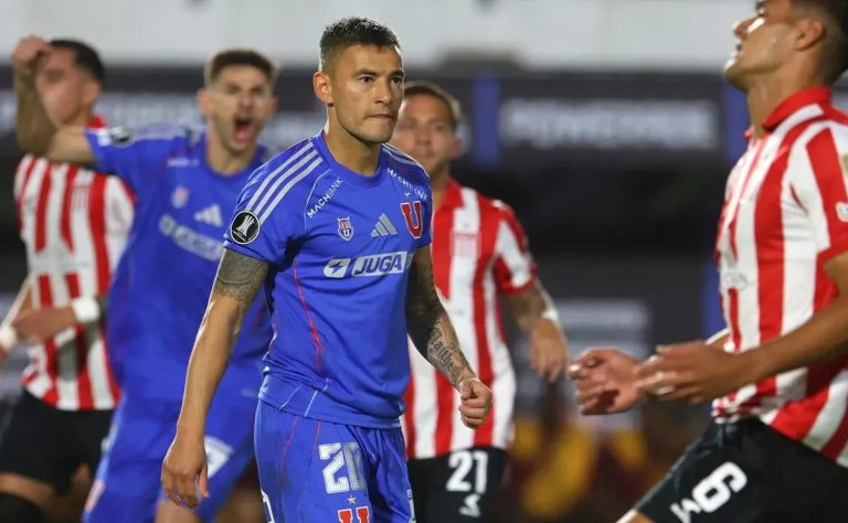Charles Aránguiz deslumbra en triunfo de la Universidad de Chile por la Copa Libertadores y sorprende al exentrenador de Colo Colo Hugo Tocalli 2025-04-10T21:54:59.000Z.jpg
