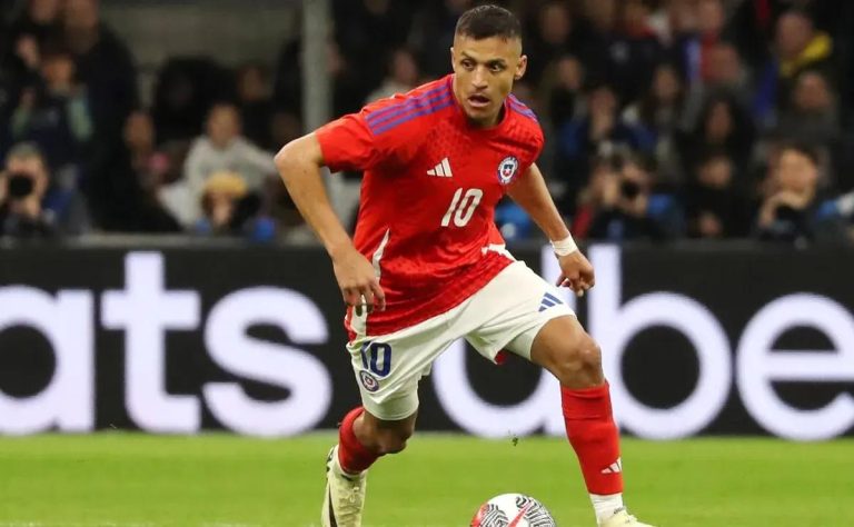 Alexis Sánchez enfrenta un futuro incierto: su complicada etapa en Udinese abre las puertas a Universidad de Chile como próximo destino 2025-04-10T23:17:42.000Z.jpg