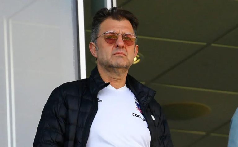 Tragedia y Desafíos para Colo Colo: Luto, Decisiones Críticas y el Riesgo de Sanción en la Copa Libertadores 2025-04-11T12:33:32.000Z.jpg