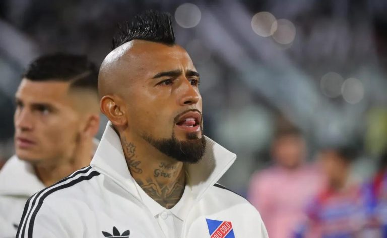 Colo Colo en Crisis: Incidentes en Copa Libertadores Dejan Dos Muertos y Amenzan con Sanciones Severas de Conmebol 2025-04-11T16:05:11.000Z.jpg