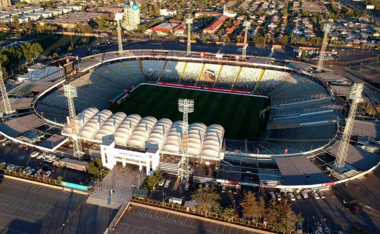 Colo Colo suspende celebración de su Centenario por luto: busca nuevas fechas para futuros homenajes y actos conmemorativos 2025-04-14T22:57:17.000Z.jpg