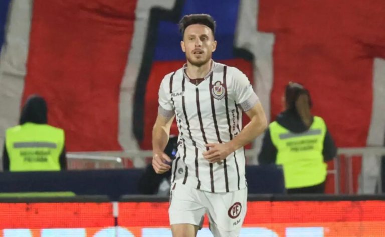Ángelo Henríquez anota en derrota de Deportes La Serena ante Universidad de Chile y sueña con volver al club que lo formó 2025-04-18T12:40:58.000Z.jpg