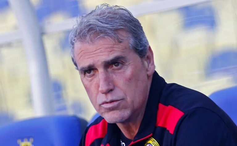 Colo Colo celebra 100 años de gloria: Carlos Caszely es nombrado el máximo ídolo según Jorge Pellicer en un centenario lleno de emoción y legado histórico 2025-04-19T13:16:20.000Z.jpg