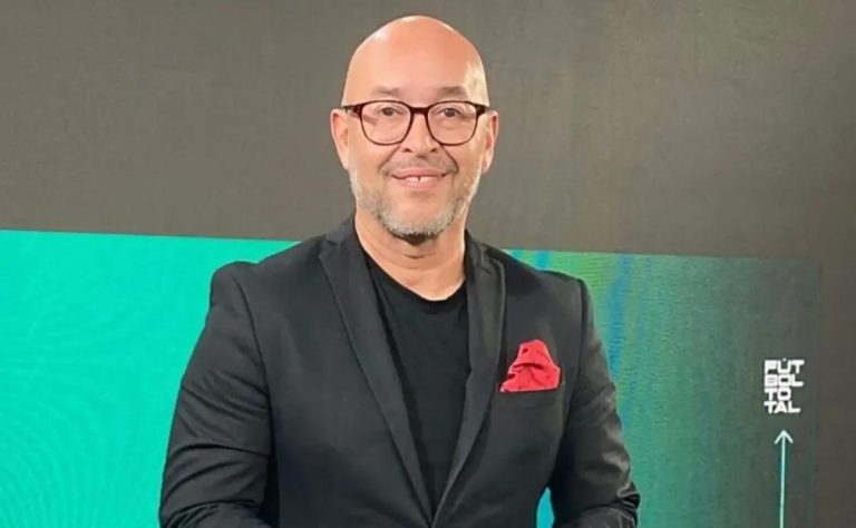 Colo Colo Celebra 100 Años: La Trayectoria del Ícono del Fútbol Chileno que Une a una Nación 2025-04-19T13:19:06.000Z.jpg
