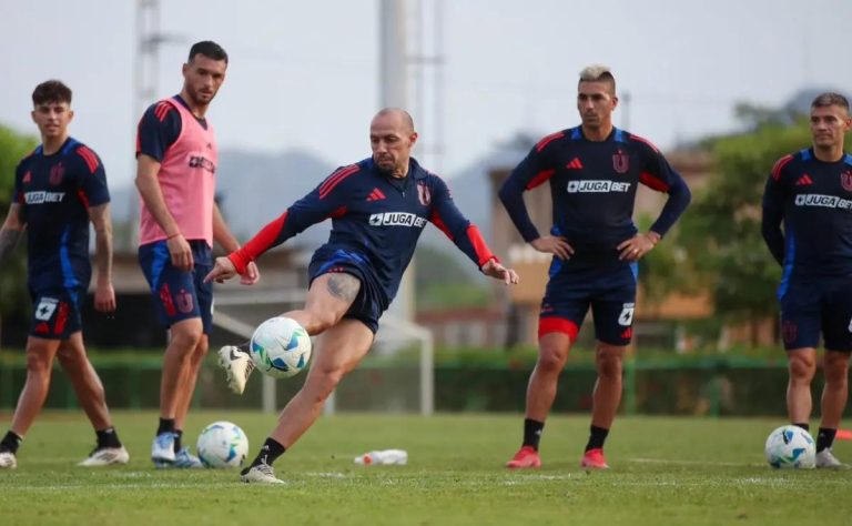 Universidad de Chile vs Carabobo FC: Todo Listo para el Duelo Decisivo en la Copa Libertadores en Búsqueda del Pase a Octavos 2025-04-22T00:29:12.000Z.jpg