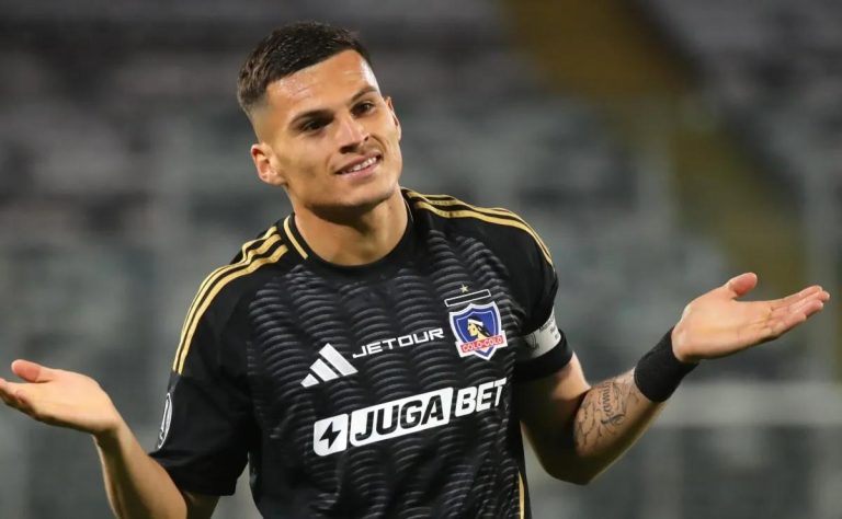 Colo Colo Golpea Primero en la Copa Libertadores 2025: Golazo de Lucas Cepeda Brilla en el Monumental Vacío 2025-04-23T01:09:10.000Z.jpg