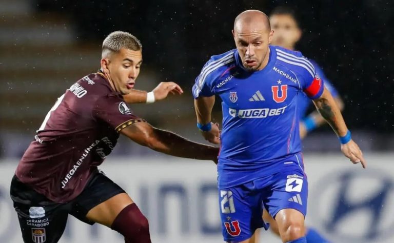 Universidad de Chile Empata 1-1 Ante Carabobo FC en Polémico Partido de la Copa Libertadores 2025 y Sigue Liderando el Grupo A 2025-04-23T01:20:16.000Z.jpg