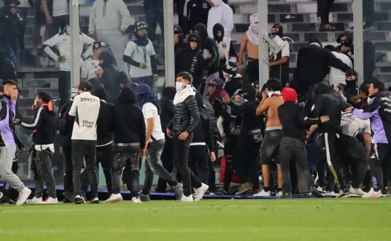 Colo Colo enfrenta severas sanciones por invasión en Copa Libertadores: medidas legales y consecuencias para los responsables 2025-04-24T17:09:48.000Z.jpg