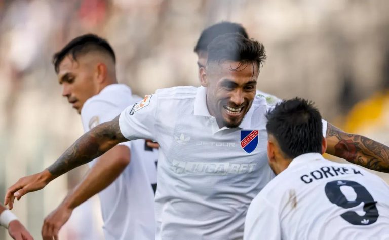 Colo Colo vence a Coquimbo Unido con doblete de Marcos Bolados y se acerca a la cima del fútbol chileno 2025-04-26T22:05:39.000Z.jpg