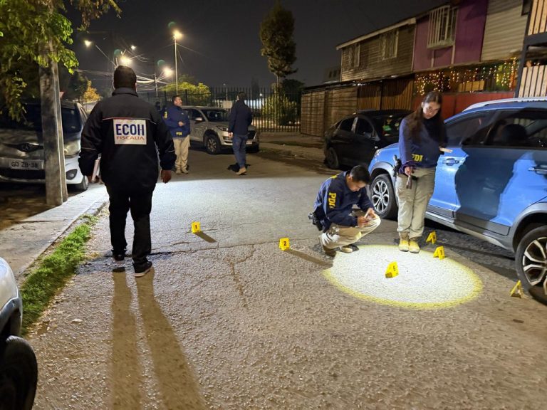 Le dispararon desde una motocicleta: Mujer de 23 años fue asesinada en Puente Alto