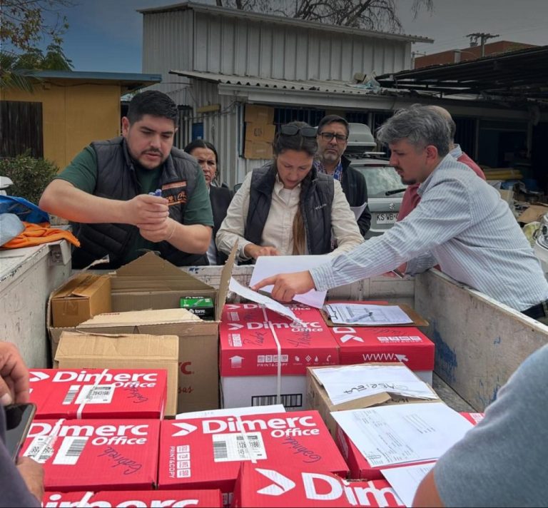 Corporación Municipal de Puente Alto enfrenta el déficit con entrega de insumos en colegios municipales