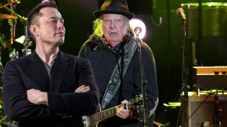 Neil Young Lanza Crítica a Elon Musk y Tesla con Nueva Canción Propuesta Durante Concierto en Los Ángeles 2025-04-29T09:01:45.000Z.jpg