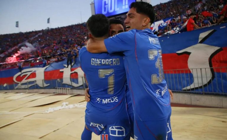 Universidad de Chile Busca la Clasificación en la Copa Libertadores con Crucial Enfrentamiento ante Estudiantes de La Plata 2025-05-04T13:32:53.000Z.jpg