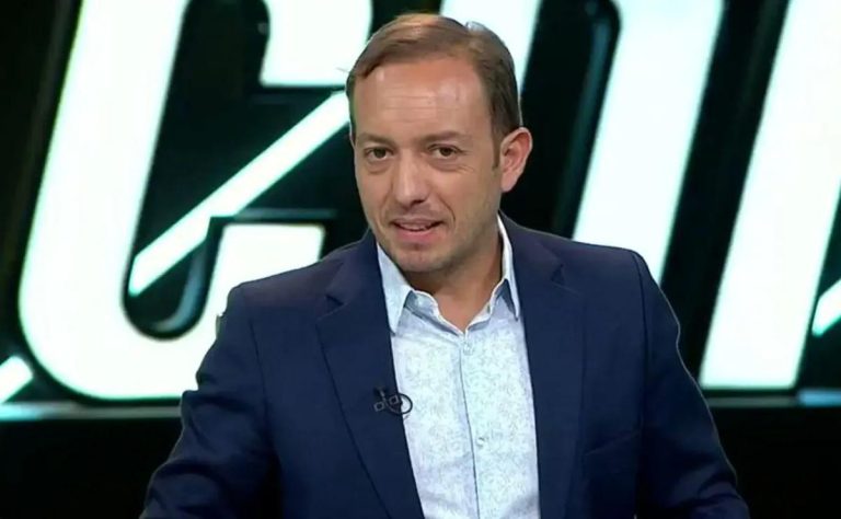 Charles Aránguiz: La Clave del Mediocampo de Universidad de Chile para el Crucial Duelo contra Carabobo en la Copa Libertadores 2025-05-12T12:12:21.000Z.jpg